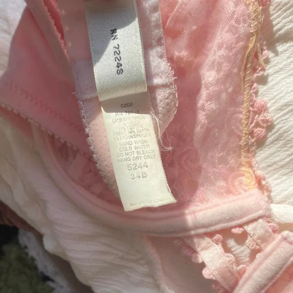 Felina Balconette Bra Size 34B Bubblegum Pink Embroidered‎ Underwire Fairy